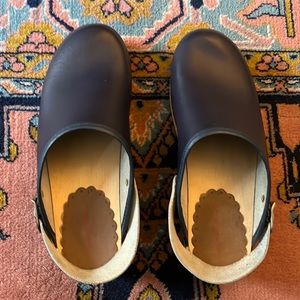 Hanna Andersson Clogs Women Size 9.5 EU 40